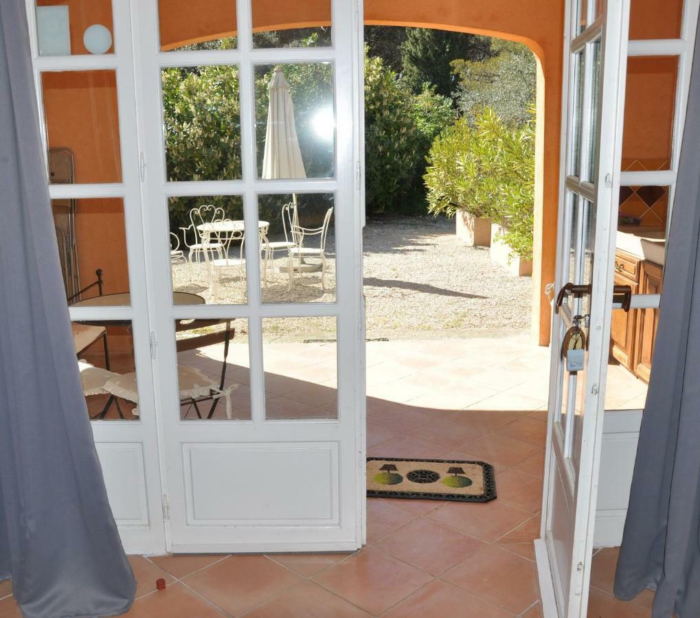 Mas Des Oliviers Bed & Breakfast Saint-Marc-Jaumegarde Luaran gambar
