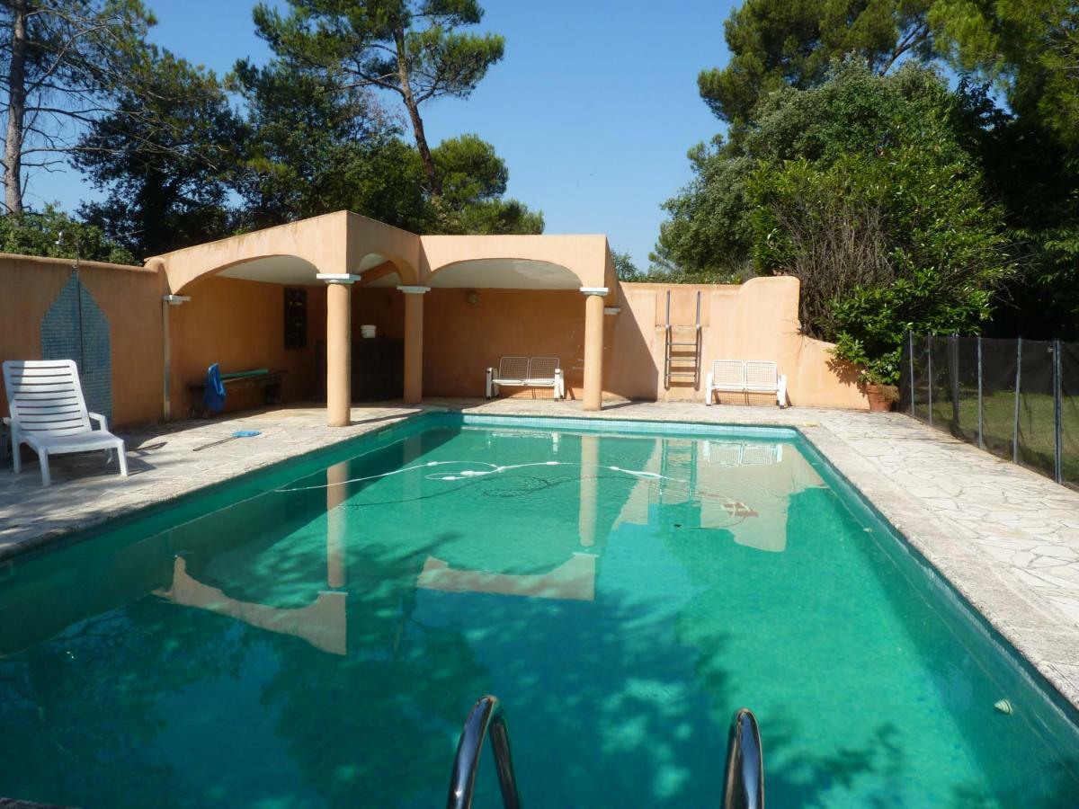 Mas Des Oliviers Bed & Breakfast Saint-Marc-Jaumegarde Luaran gambar